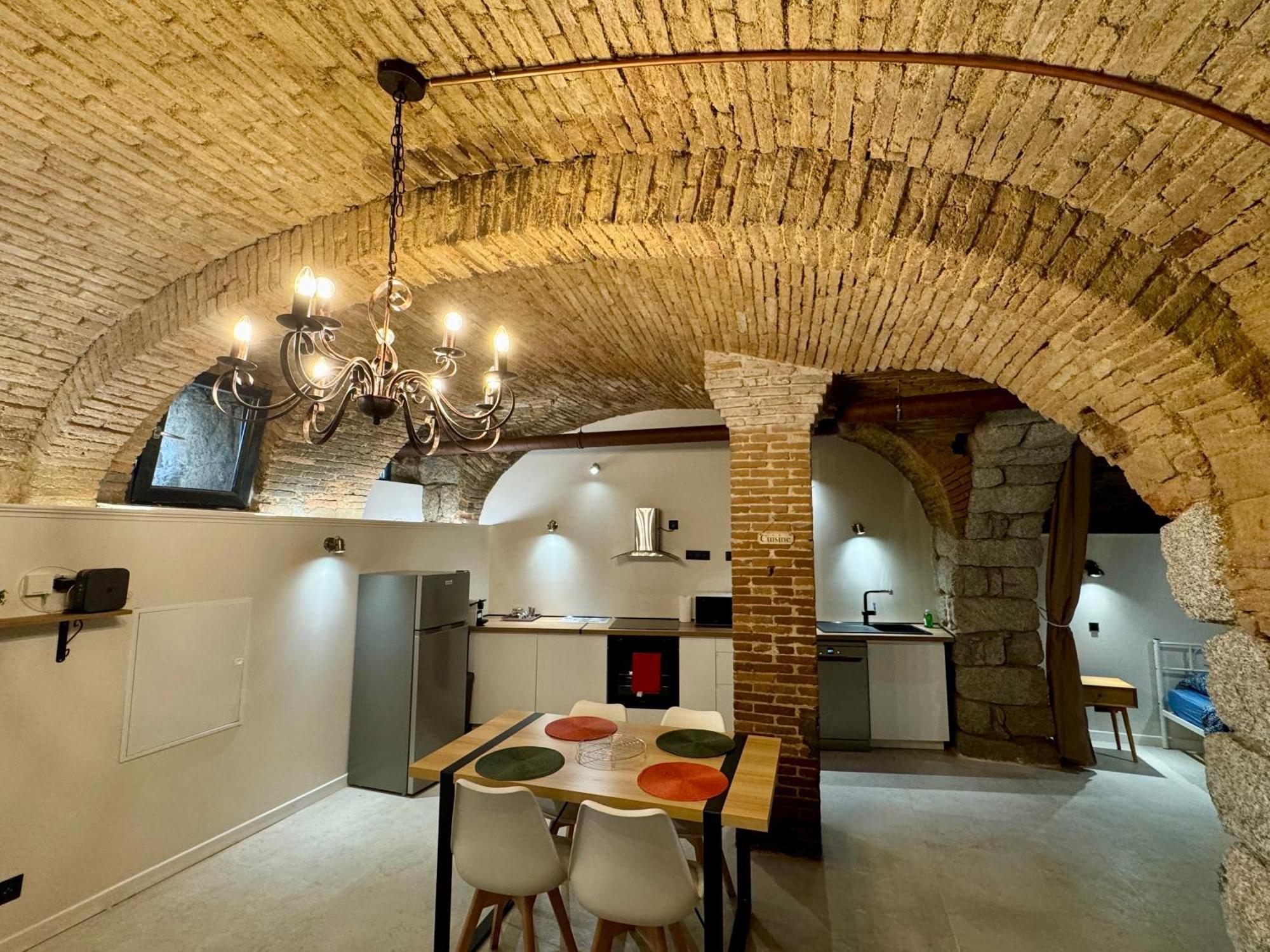 Loft De Charme En Centre Ville Sartène Zewnętrze zdjęcie